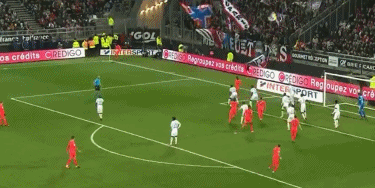 篮球篮网交易传闻不断，管理层保持沉默