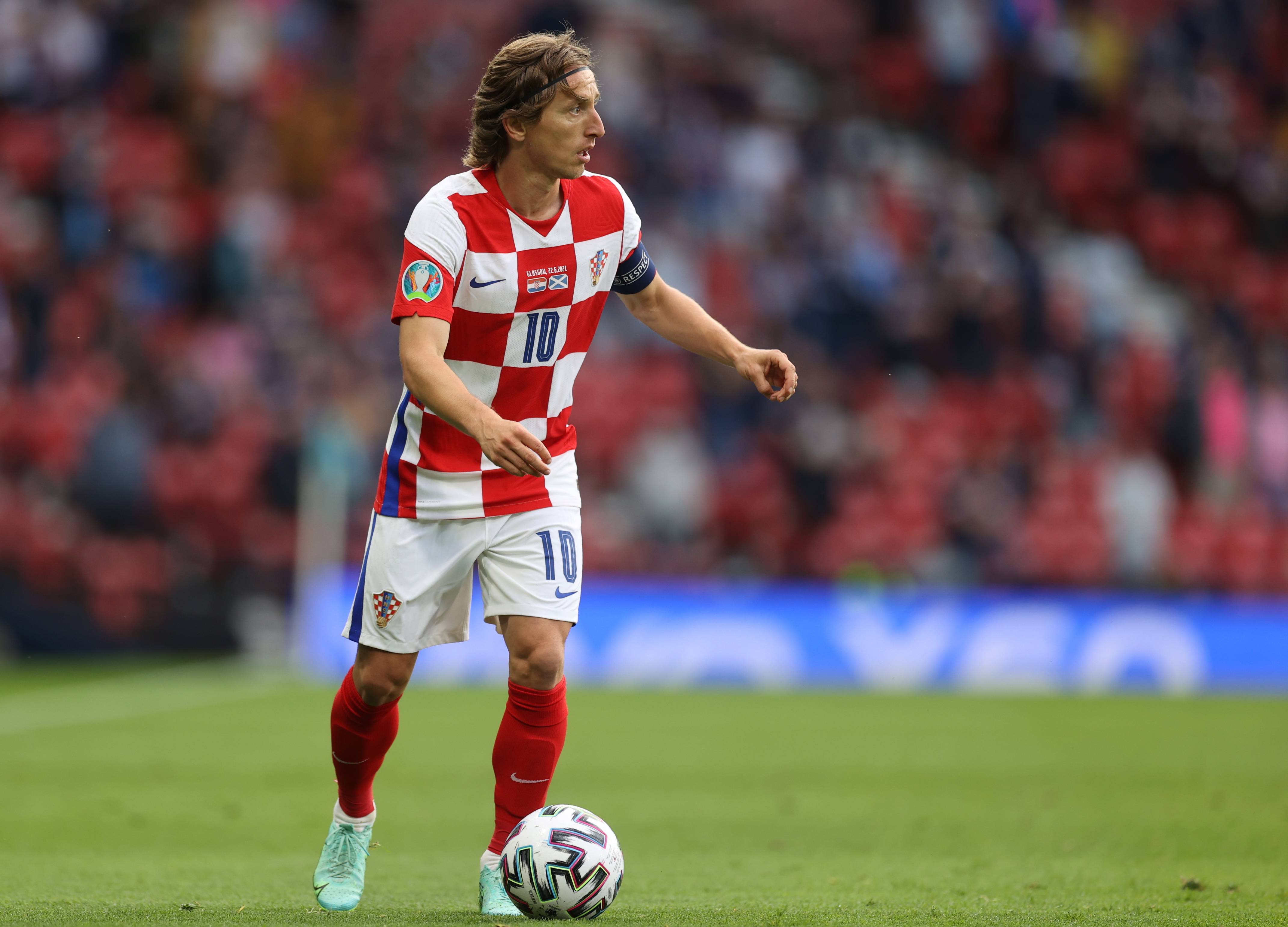 又遭末节逆转！快船本赛季第四节场均得分联盟倒数第二