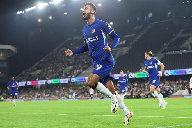 从乒坛大魔王到家庭主妇，张怡宁一身名牌买菜，结婚后被宠成宝