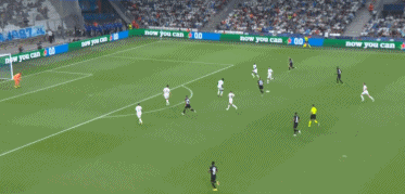 复盘米兰0-1被淘汰：射手隐身后场失准，没有魔笛红黑军团不会踢