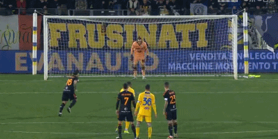 谁是被哈维·阿隆索召唤参加对阵塞尔塔比赛的胡安·马丁内斯？