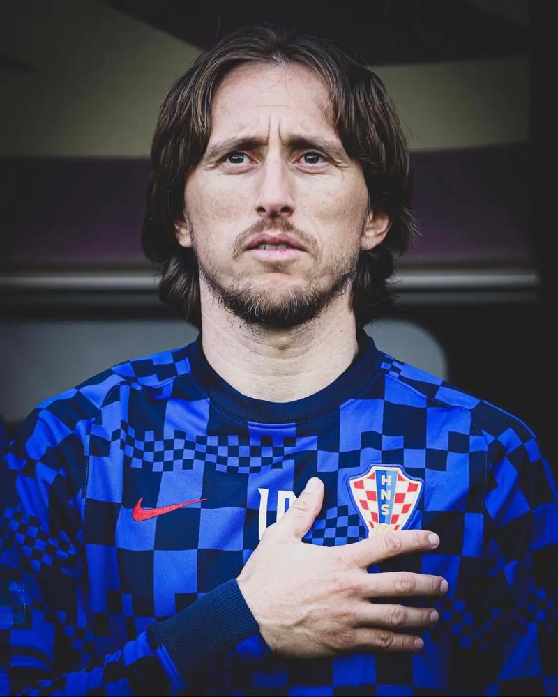 踢球者评德甲第11轮最佳阵容：卡尔、奥利塞、于帕、拜尔入选