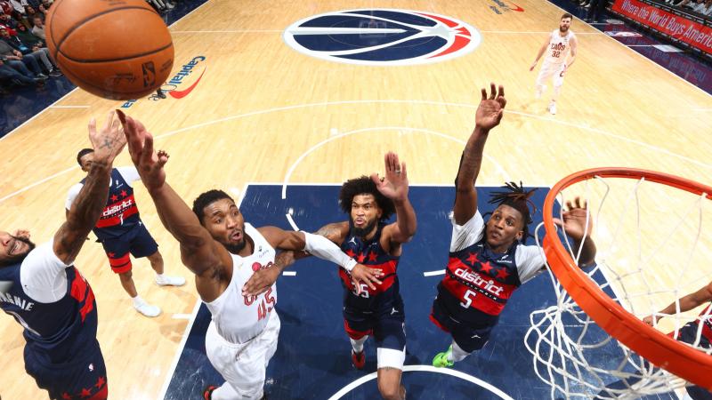 本菲卡苦战逆转取胜，穆里尼奥：实际踢的时间可能不到20分钟